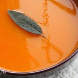 This super easy butternut squash soup is the perfect Fall recipe to keep you warm and full. And did I mention it's only 1 point!