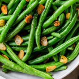 String Beans with Garlic and Oil