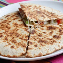 Shrimp, avocados and melted cheese, what a combination!