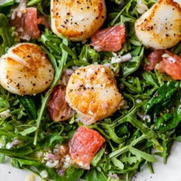 Seared Scallops, Grapefruit, Arugula and Spinach Salad