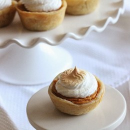 Petite sweet potato pie bites lightly sweetened with a ripe banana, a touch of brown sugar and spices, then topped with a light meringue topping. A perfect sweet potato recipe for the Holidays!