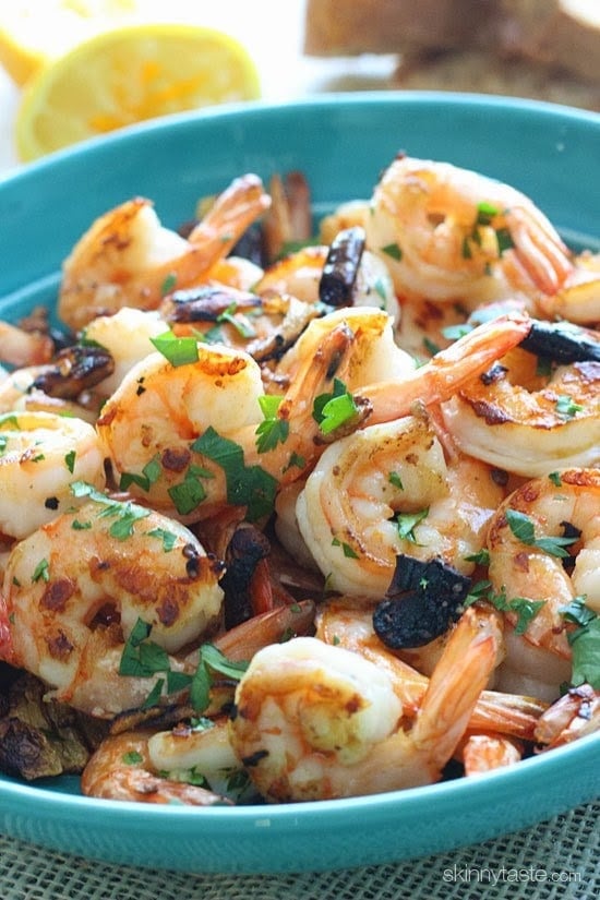 Spicy Shrimp with Chilies and Garlic Sauteed shrimp with garlic, dried chilies and lemon juice – it's spicy, garlicky, acidic and sooooo good! You can serve this as an appetizer or for dinner