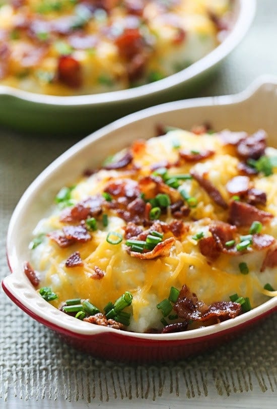 Cheesy Loaded Mashed Cauliflower makes a delicious low-carb, keto friendly alternative to mashed potatoes! Cheesy Loaded Mashed Cauliflower makes a delicious low-carb, keto friendly alternative to mashed potatoes!