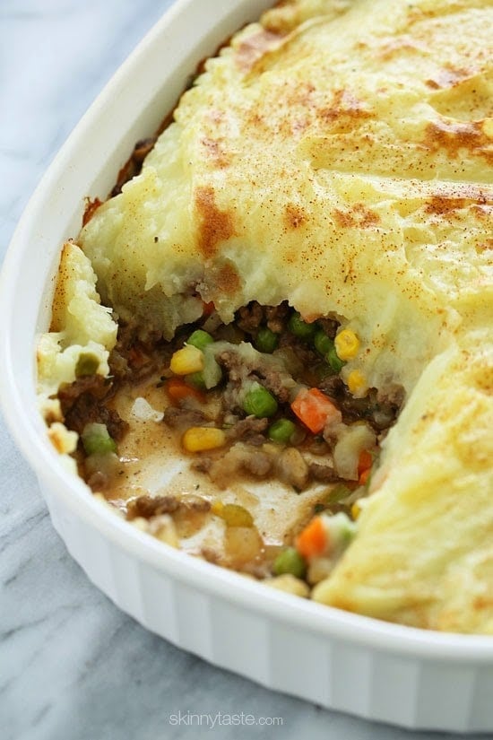 This lightened up Shepherd's Pie recipe, filled with lean ground beef, veggies, and topped with yukon gold mashed potatoes would be perfect for all you meat and potato lovers out there!
