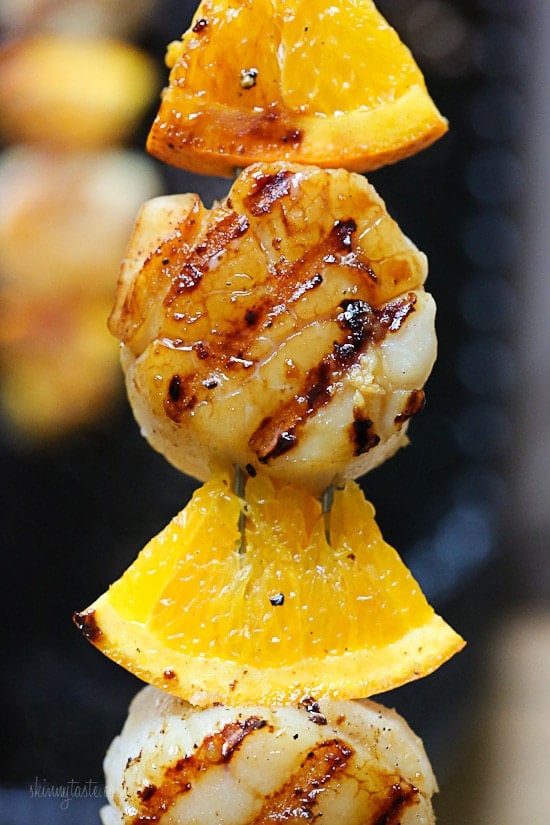 Grilled Scallop and Orange Kebabs with Honey-Ginger Glaze These grilled scallops are FANTASTIC and really simple to make. Once prepped, they take less than 6 minutes to cook. They can be served as an appetizer for four, or as a main dish for two.