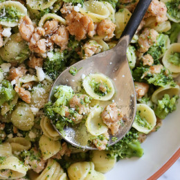 Orecchiette Pasta with Chicken Sausage and Broccoli is one of my favorite weeknight pasta dishes, my family loves it!