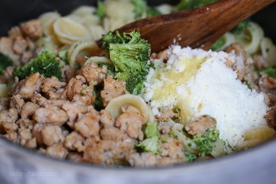 Orecchiette Pasta with Chicken Sausage and Broccoli is one of my favorite weeknight pasta dishes, my family loves it!