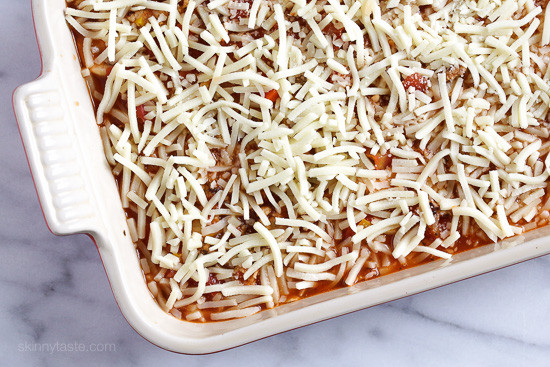 Chicken sausage, bell peppers, onions and mushrooms simmered in a marinara sauce then baked in the casserole with whole wheat macaroni topped with mozzarella.