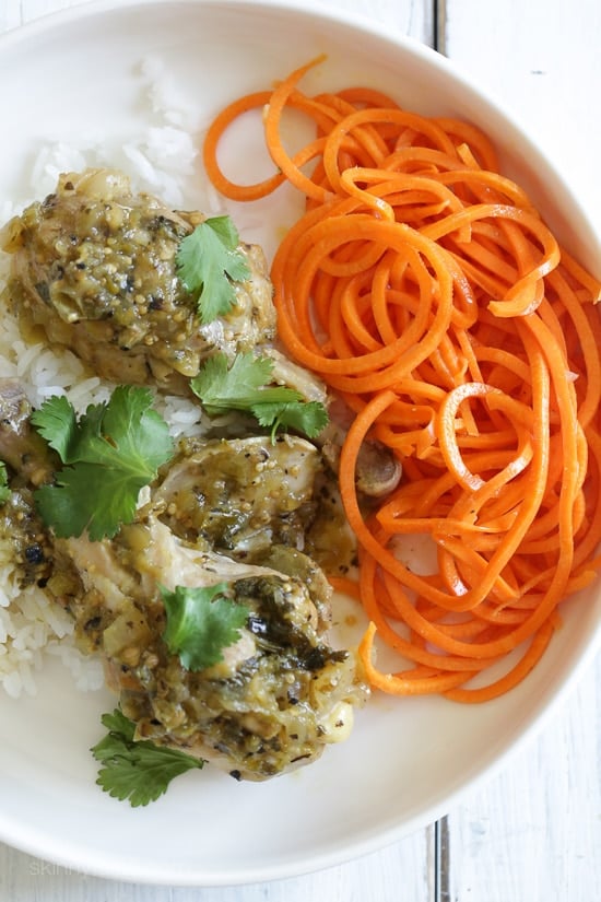 Easy Braised Chicken Drumsticks in Tomatillo Sauce – An easy Mexican-inspired chicken dish made with just a few ingredients!