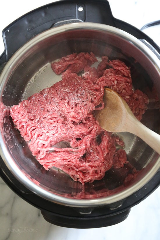 Hearty, filling, and ready in an hour, this is truly the best chili recipe! Made with beans, beef, and a blend of spices. Ground beef in an instant pot