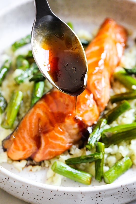 Baked Honey-Teriyaki Salmon and Asparagus with Cauliflower Rice, this 15-minute dinner is not just tasty, it's also good for you!