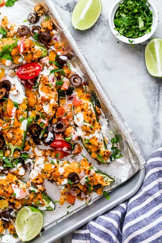 Jalapeno Poppers meet Nachos in this fun, low-carb twist on two classic appetizers, perfect for sharing with your friends this SUPERBOWL!