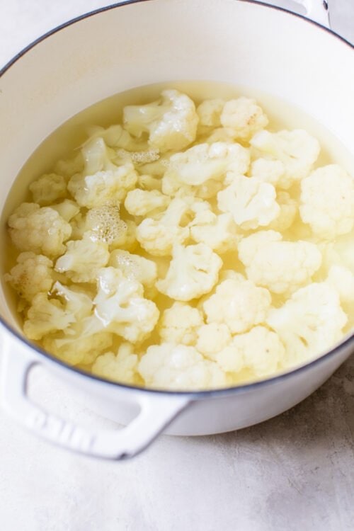 cauliflower in a large pot