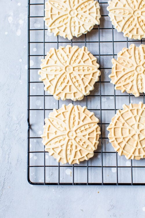 pizzelles on cooling rack