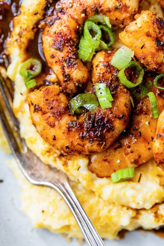 Blackened Shrimp and Cheesy Grits